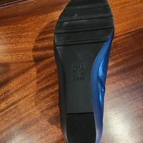 Naturalizer Booties-Water Resistant Leather - Picture 6 of 8